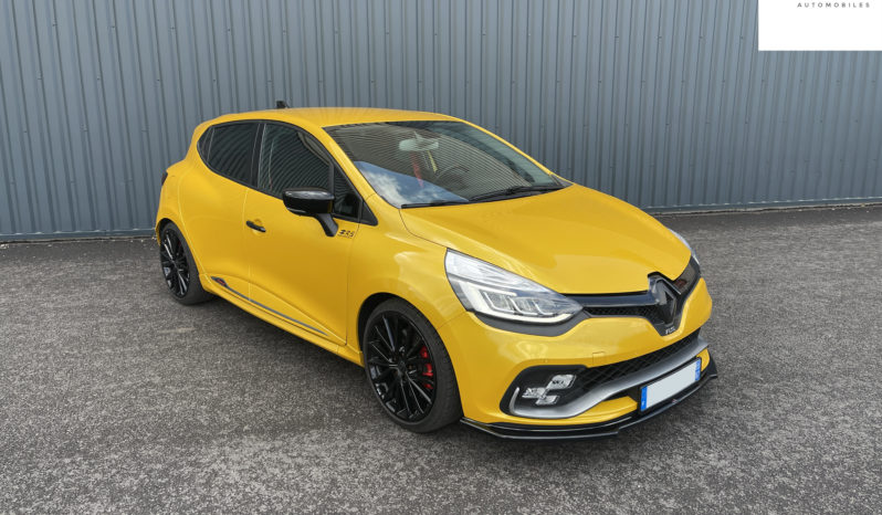 Renault Clio IV RS TROPHY 220ch complet