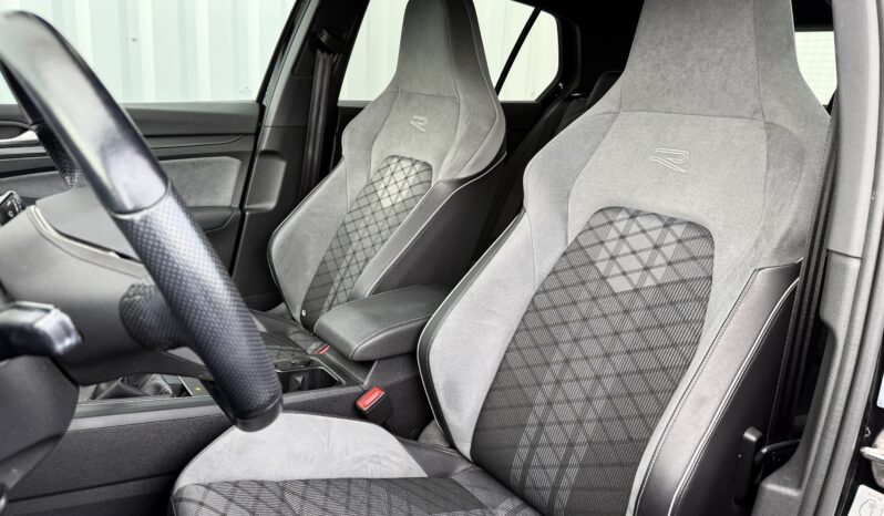 VOLKSWAGEN GOLF 8 131 BVM R-LINE -REF3112025 complet