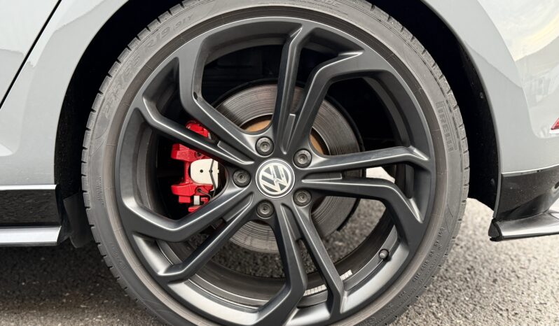 VOLKSWAGEN GOLF GTI TCR 2.0 TSI 290 AKRAPOVIC -REF23226 complet